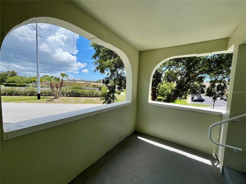 For Sale: $175,000 (2 beds, 2 baths, 1400 Square Feet)