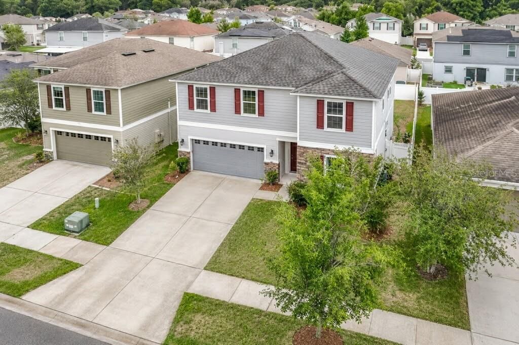 For Sale: $480,000 (4 beds, 2 baths, 3075 Square Feet)