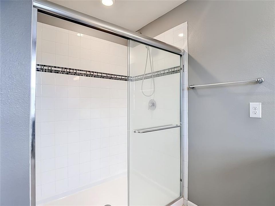 For Sale: $480,000 (4 beds, 2 baths, 3075 Square Feet)