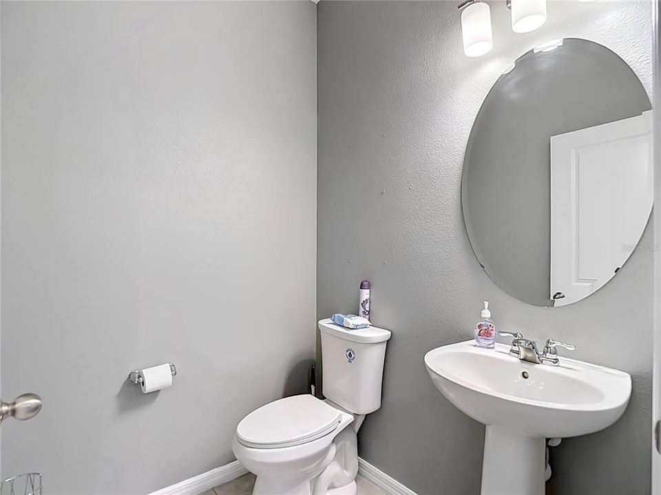 For Sale: $480,000 (4 beds, 2 baths, 3075 Square Feet)