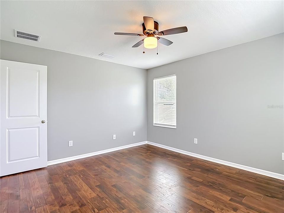 For Sale: $480,000 (4 beds, 2 baths, 3075 Square Feet)