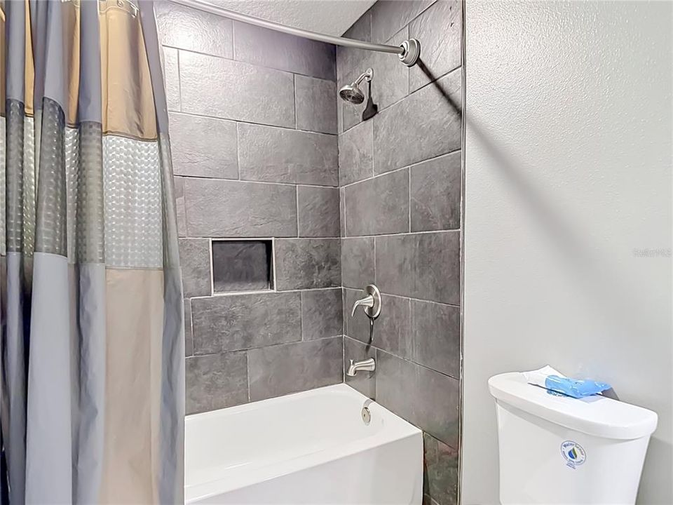 For Sale: $480,000 (4 beds, 2 baths, 3075 Square Feet)