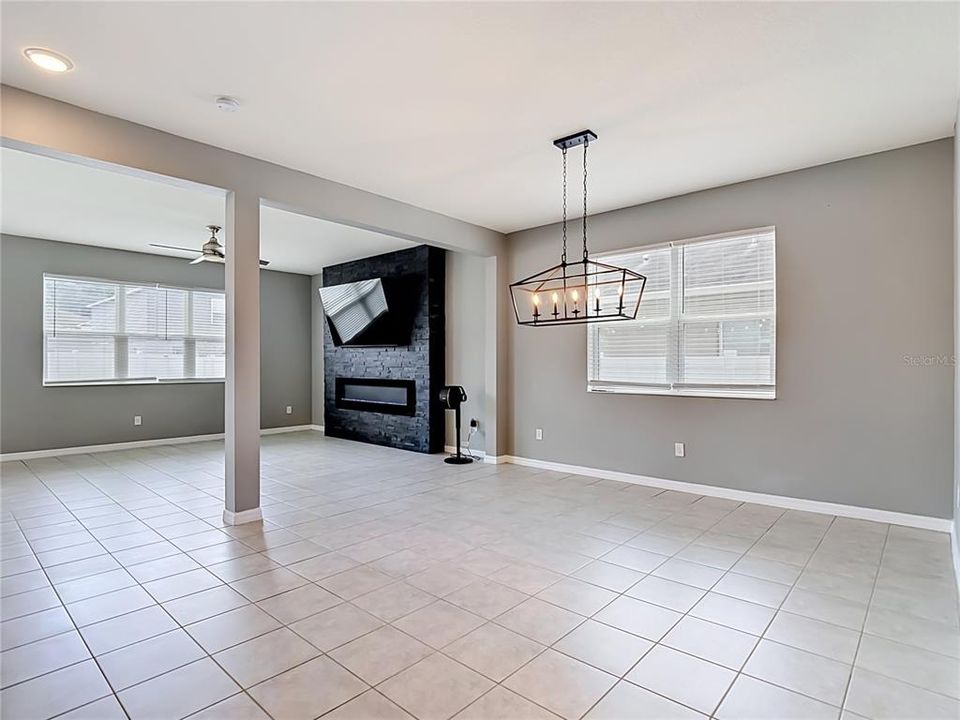 For Sale: $480,000 (4 beds, 2 baths, 3075 Square Feet)