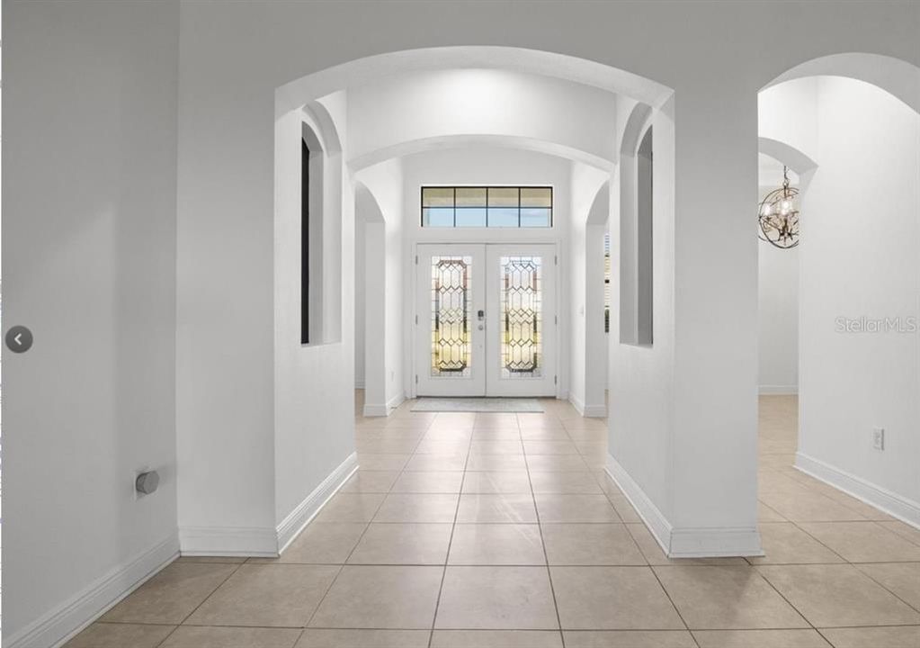 For Rent: $3,100 (4 beds, 3 baths, 2768 Square Feet)