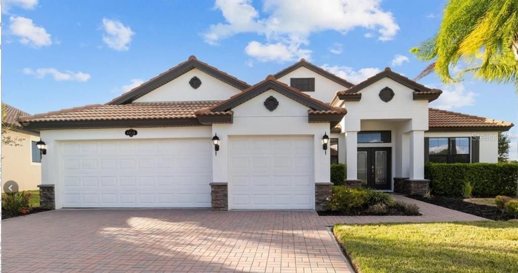 For Rent: $3,100 (4 beds, 3 baths, 2768 Square Feet)