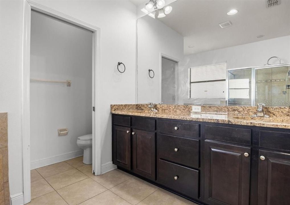 For Rent: $3,100 (4 beds, 3 baths, 2768 Square Feet)