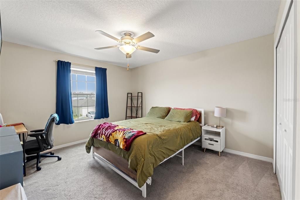For Sale: $447,500 (5 beds, 3 baths, 2922 Square Feet)