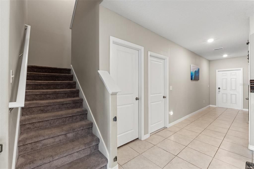For Sale: $447,500 (5 beds, 3 baths, 2922 Square Feet)