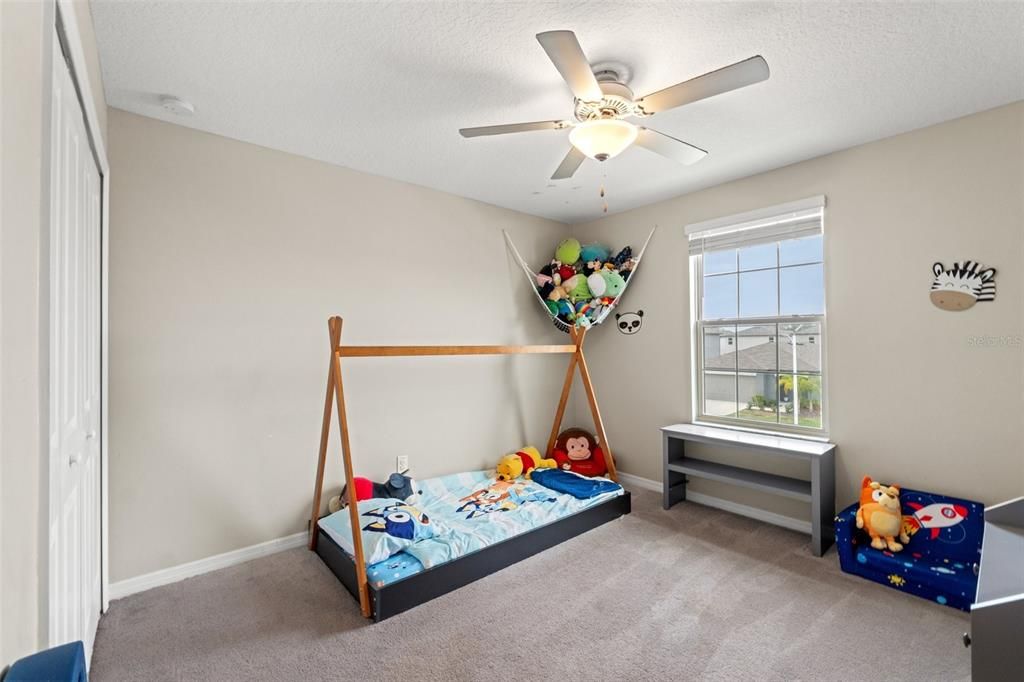For Sale: $447,500 (5 beds, 3 baths, 2922 Square Feet)