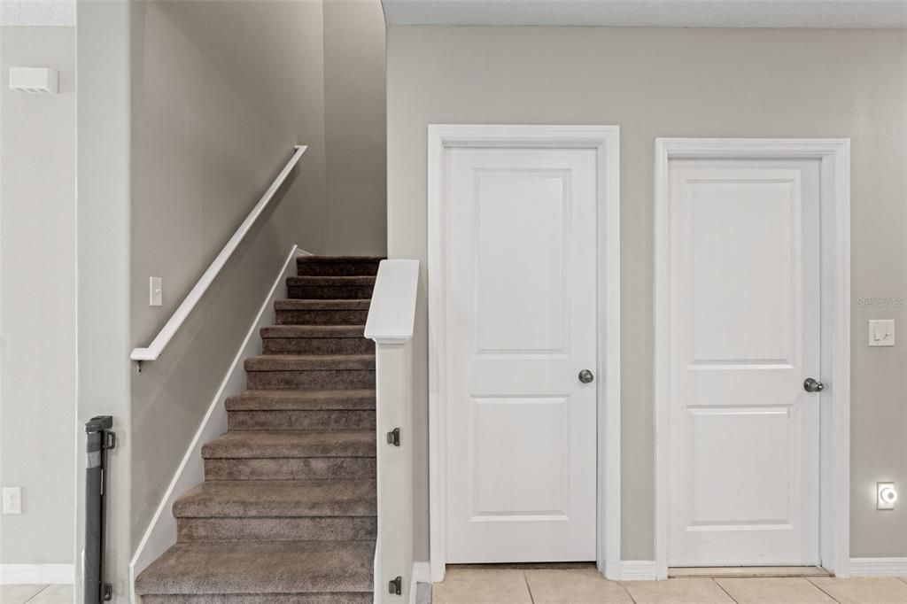 For Sale: $447,500 (5 beds, 3 baths, 2922 Square Feet)