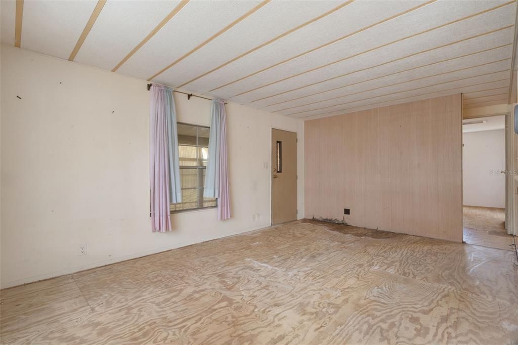 En Venta: $109,900 (2 camas, 2 baños, 805 Pies cuadrados)