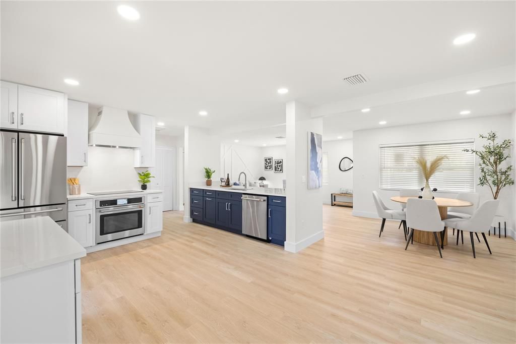 For Sale: $774,999 (3 beds, 2 baths, 1785 Square Feet)