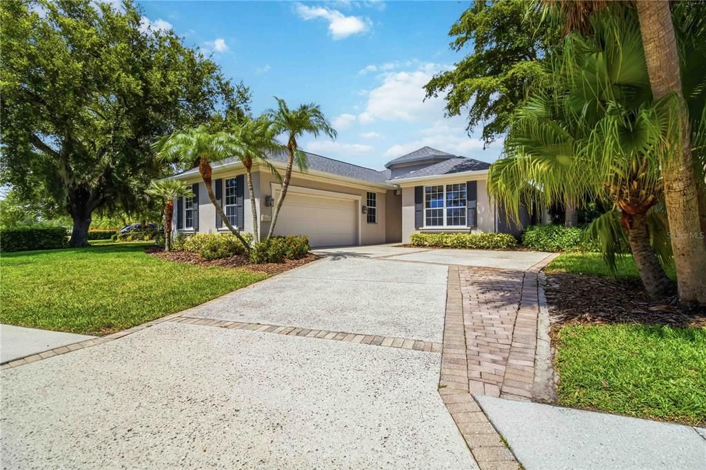 Active With Contract: $499,900 (3 beds, 2 baths, 2116 Square Feet)