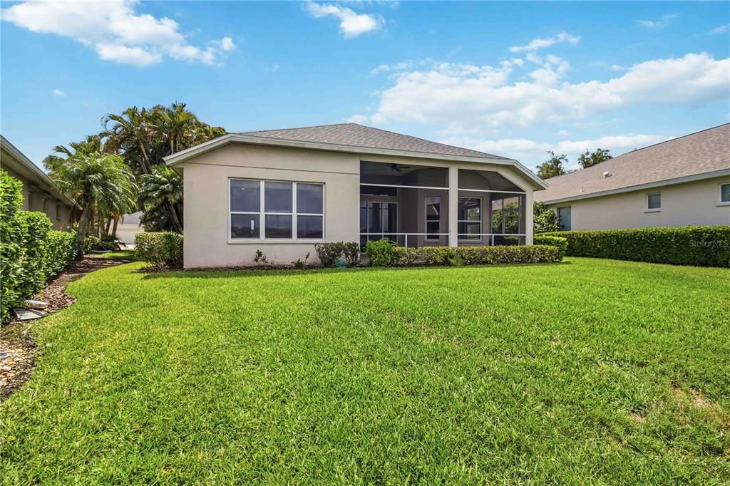 Active With Contract: $499,900 (3 beds, 2 baths, 2116 Square Feet)
