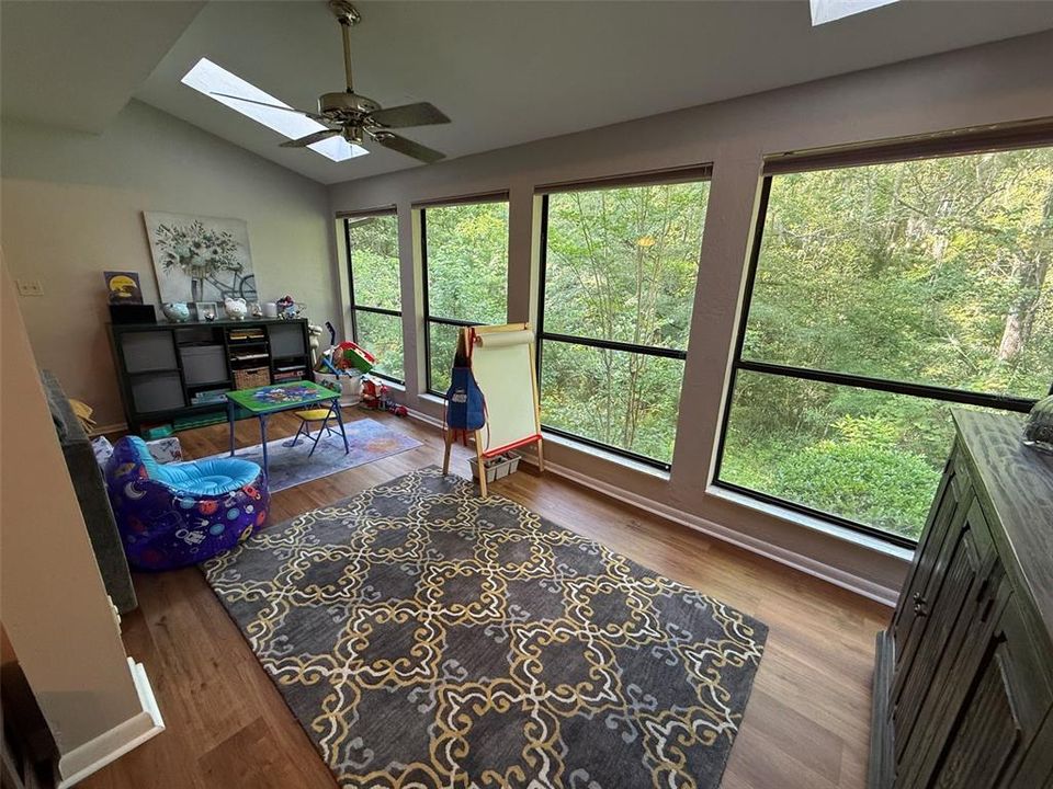 For Sale: $349,924 (3 beds, 2 baths, 2366 Square Feet)