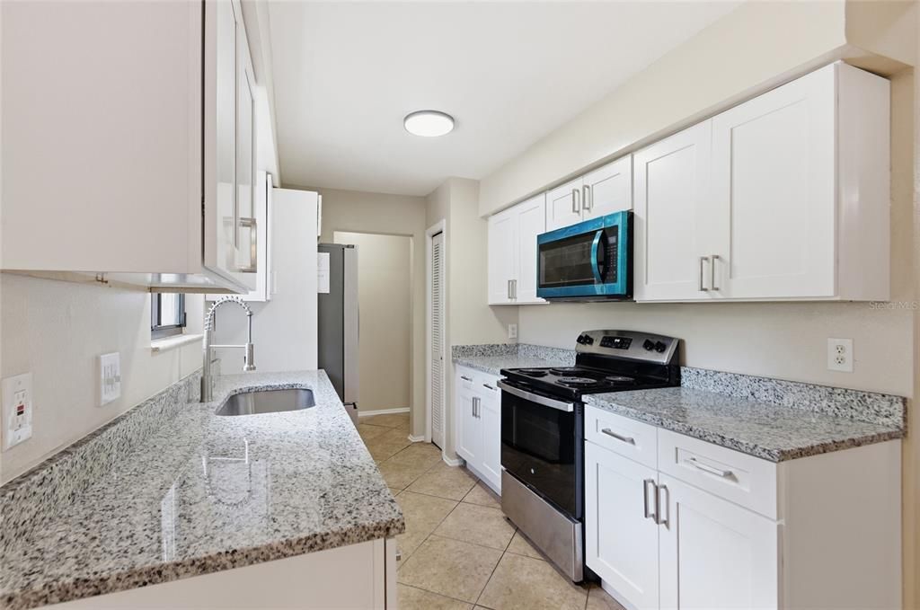 For Sale: $359,900 (3 beds, 2 baths, 1440 Square Feet)