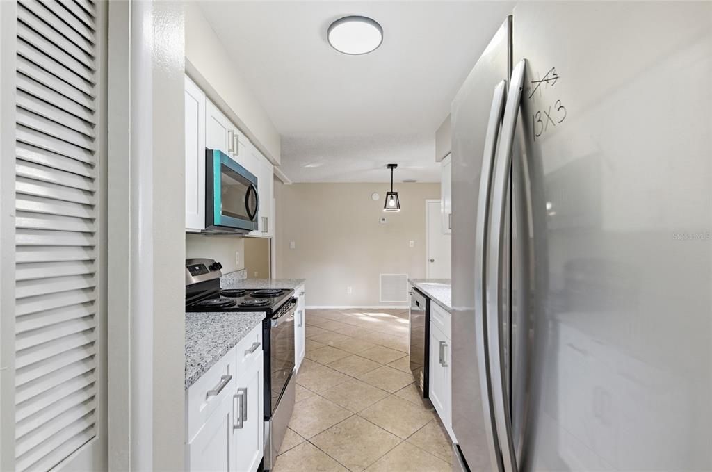 For Sale: $359,900 (3 beds, 2 baths, 1440 Square Feet)