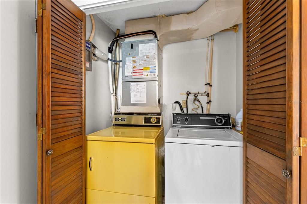 En Venta: $139,900 (2 camas, 2 baños, 1034 Pies cuadrados)