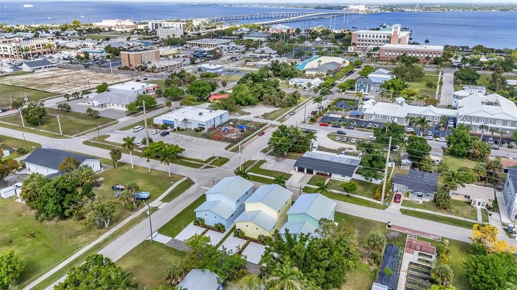 For Rent: $3,000 (3 beds, 3 baths, 1344 Square Feet)