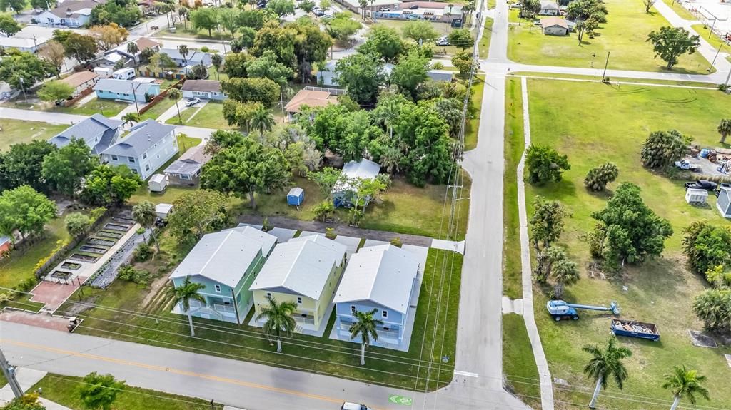 For Rent: $3,000 (3 beds, 3 baths, 1344 Square Feet)