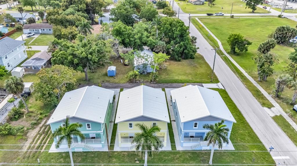 For Rent: $3,000 (3 beds, 3 baths, 1344 Square Feet)