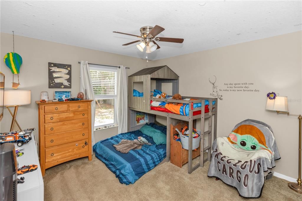 Active With Contract: $319,000 (3 beds, 2 baths, 1610 Square Feet)