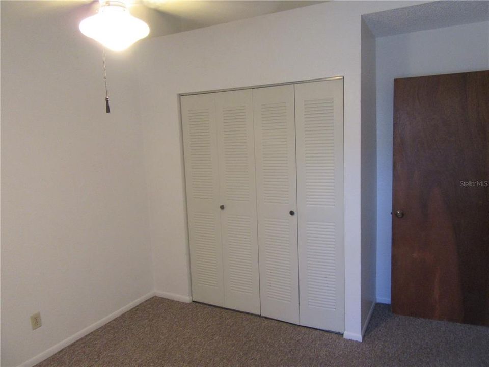 В аренду: $1,695 (2 спален, 1 ванн, 740 Квадратных фут)