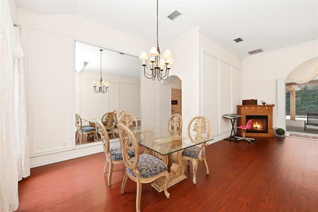 For Sale: $749,000 (5 beds, 4 baths, 3218 Square Feet)