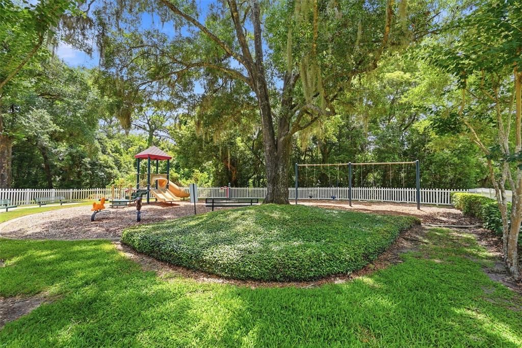 For Sale: $749,000 (5 beds, 4 baths, 3218 Square Feet)