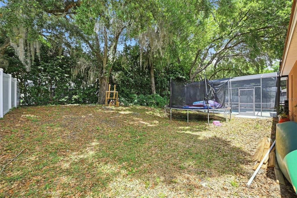For Sale: $749,000 (5 beds, 4 baths, 3218 Square Feet)