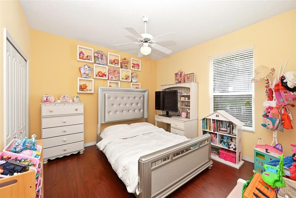 For Sale: $749,000 (5 beds, 4 baths, 3218 Square Feet)