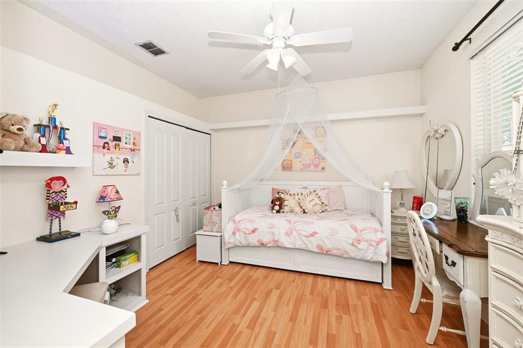 For Sale: $749,000 (5 beds, 4 baths, 3218 Square Feet)