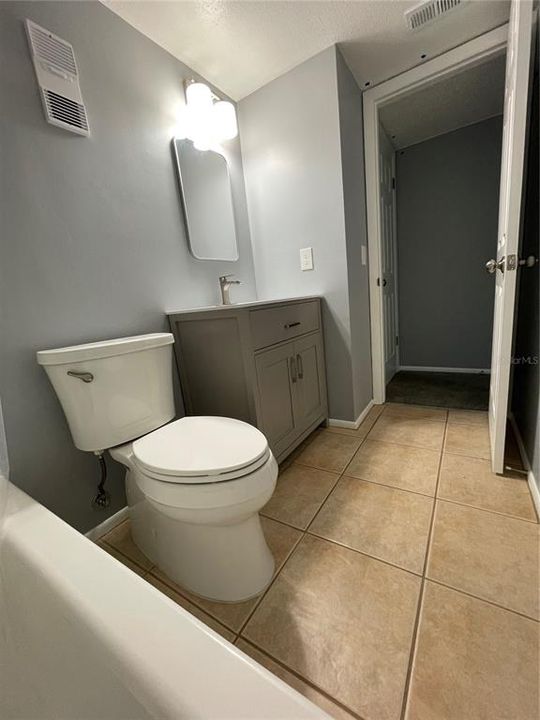 En Venta: $249,000 (2 camas, 2 baños, 1410 Pies cuadrados)