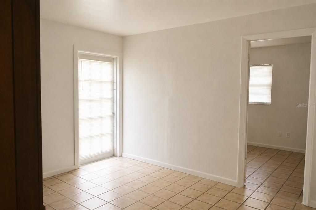 For Rent: $1,870 (3 beds, 2 baths, 1368 Square Feet)
