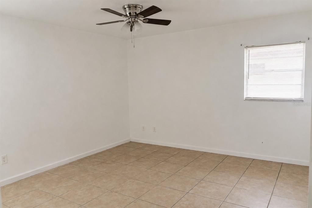 For Rent: $1,870 (3 beds, 2 baths, 1368 Square Feet)