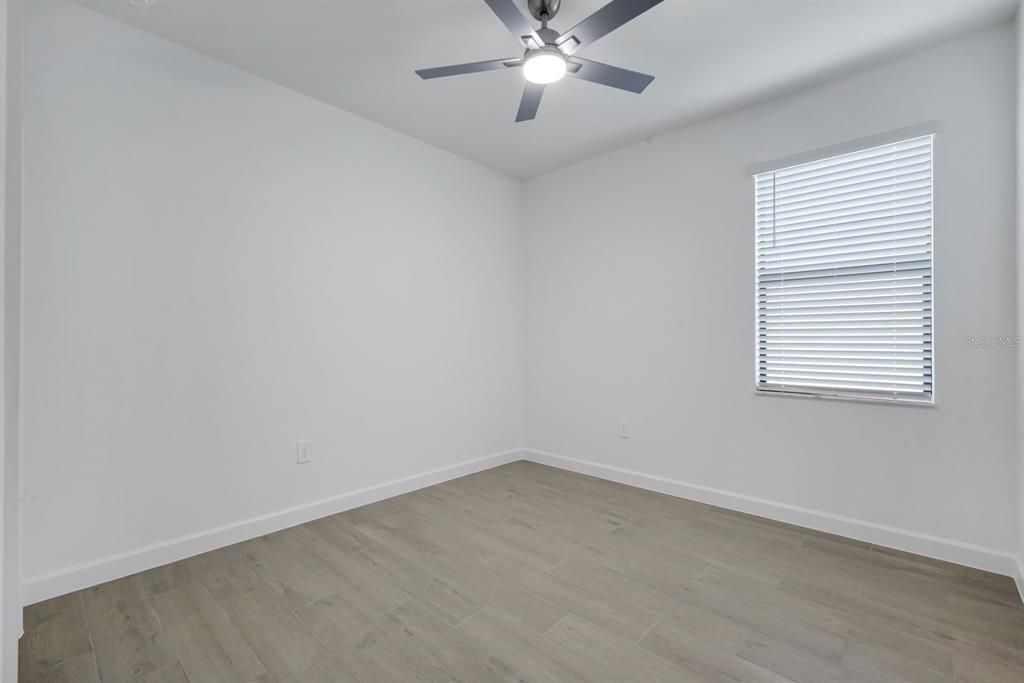 For Sale: $579,000 (3 beds, 3 baths, 2202 Square Feet)