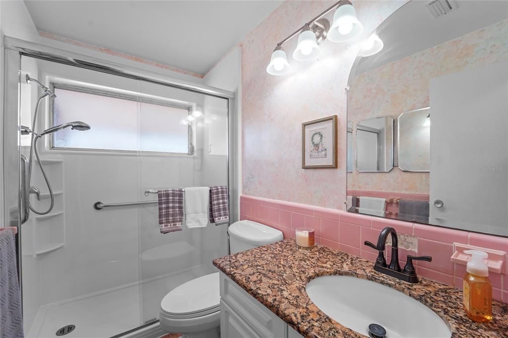 Active With Contract: $329,900 (2 beds, 1 baths, 1200 Square Feet)