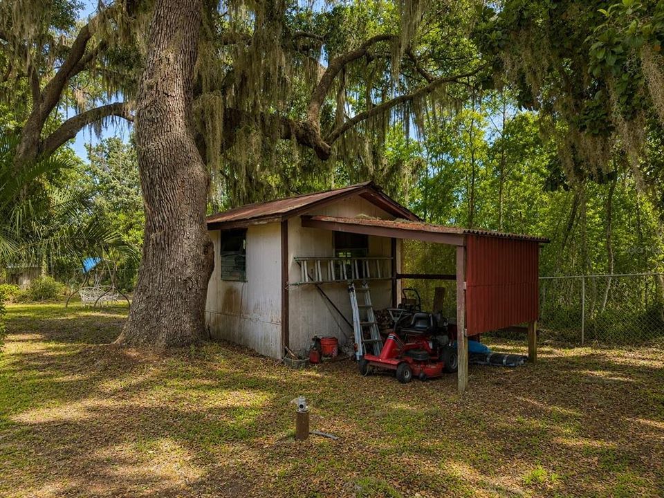 For Sale: $234,900 (2 beds, 1 baths, 1496 Square Feet)
