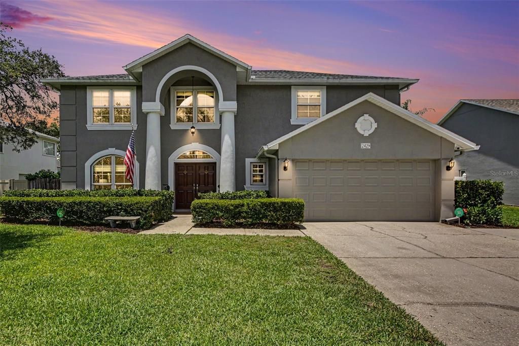 For Sale: $639,000 (5 beds, 2 baths, 2464 Square Feet)