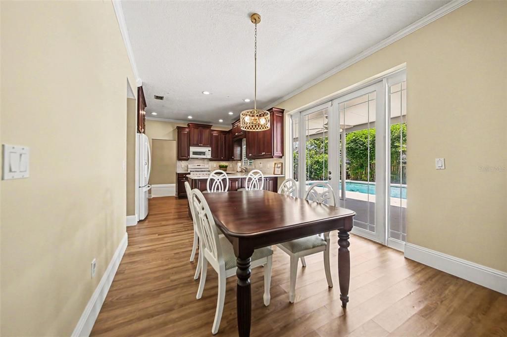 For Sale: $639,000 (5 beds, 2 baths, 2464 Square Feet)