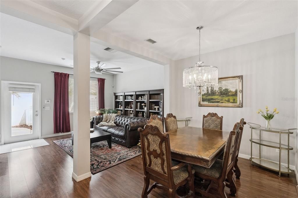 Active With Contract: $360,000 (2 beds, 2 baths, 1375 Square Feet)