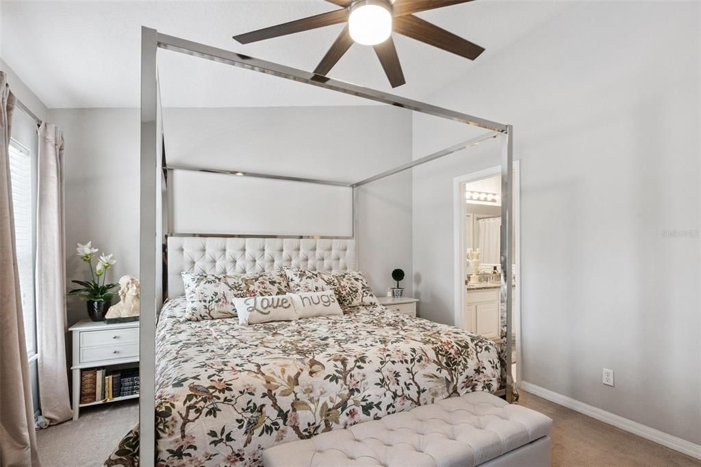 Active With Contract: $360,000 (2 beds, 2 baths, 1375 Square Feet)