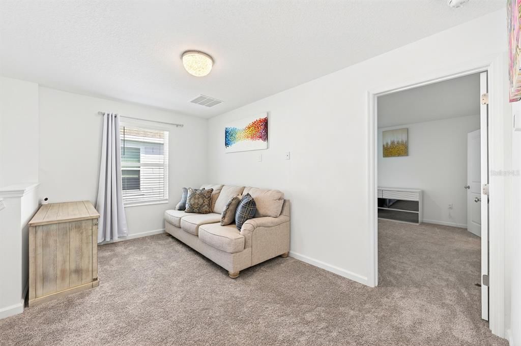 For Sale: $365,000 (4 beds, 2 baths, 1871 Square Feet)