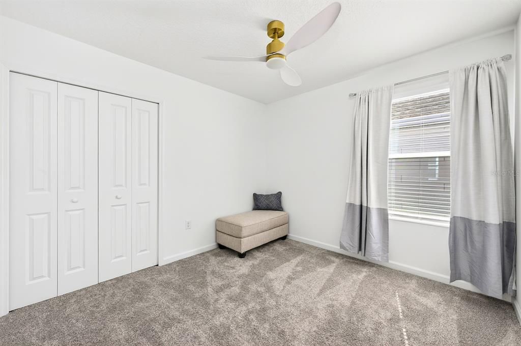 For Sale: $365,000 (4 beds, 2 baths, 1871 Square Feet)