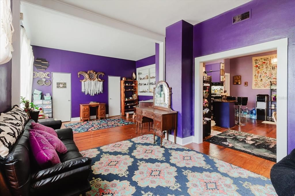 En Venta: $365,000 (4 camas, 5 baños, 3018 Pies cuadrados)