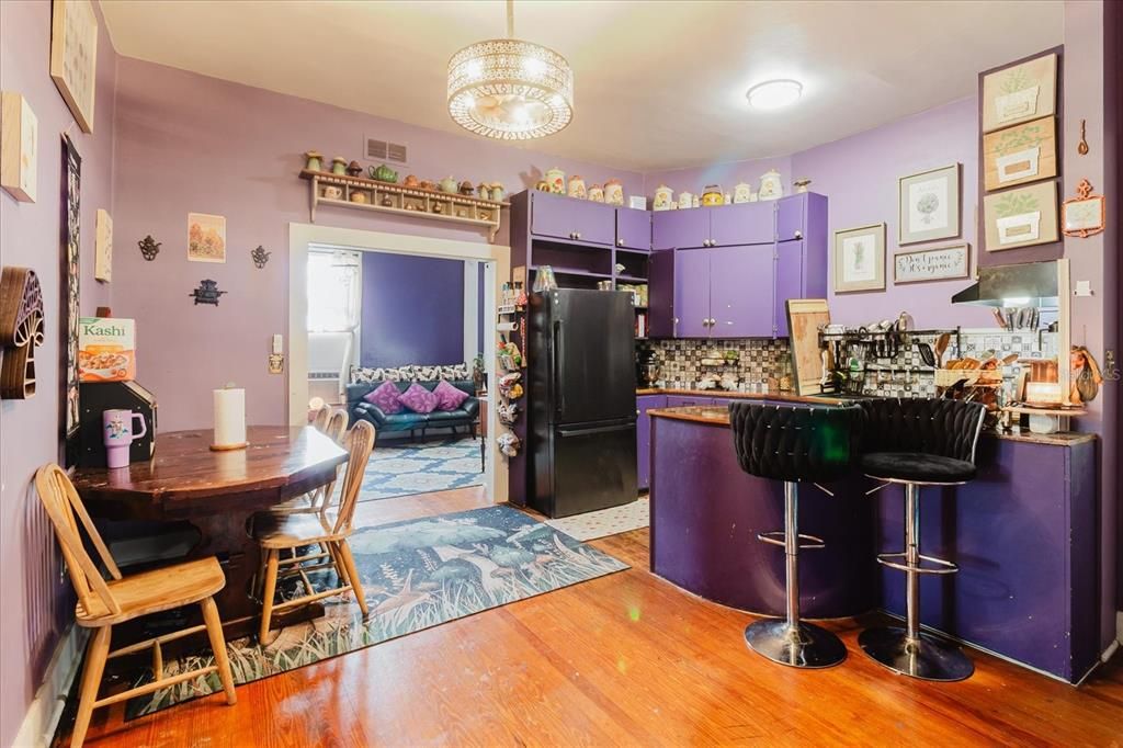 En Venta: $365,000 (4 camas, 5 baños, 3018 Pies cuadrados)
