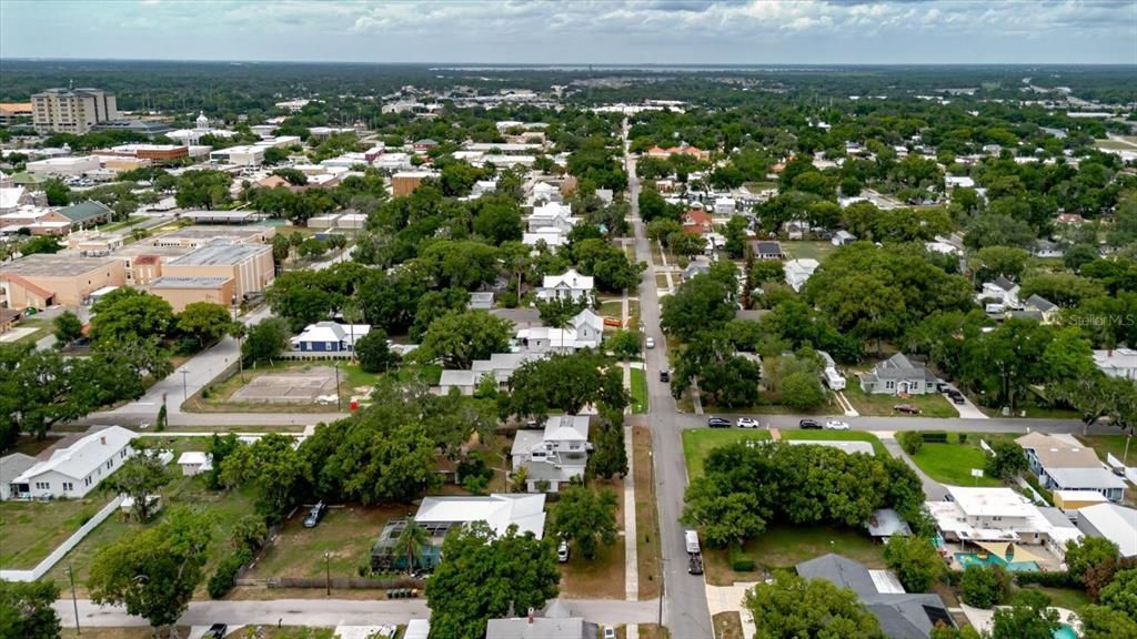 En Venta: $365,000 (4 camas, 5 baños, 3018 Pies cuadrados)