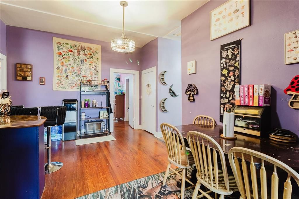 En Venta: $365,000 (4 camas, 5 baños, 3018 Pies cuadrados)