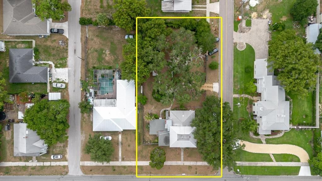 En Venta: $365,000 (4 camas, 5 baños, 3018 Pies cuadrados)