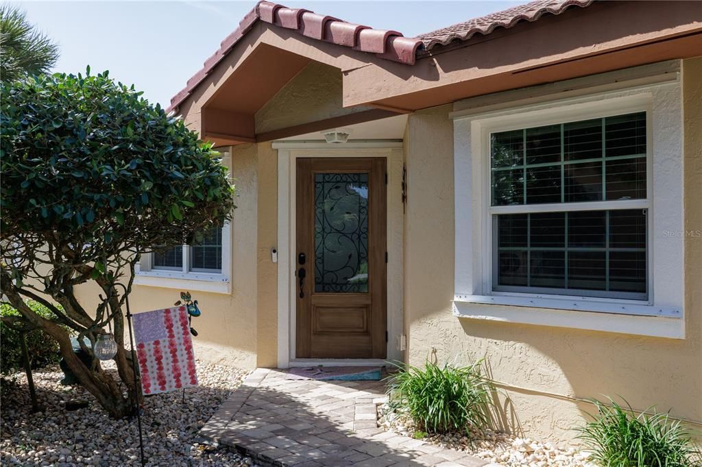 For Sale: $399,900 (3 beds, 2 baths, 1590 Square Feet)